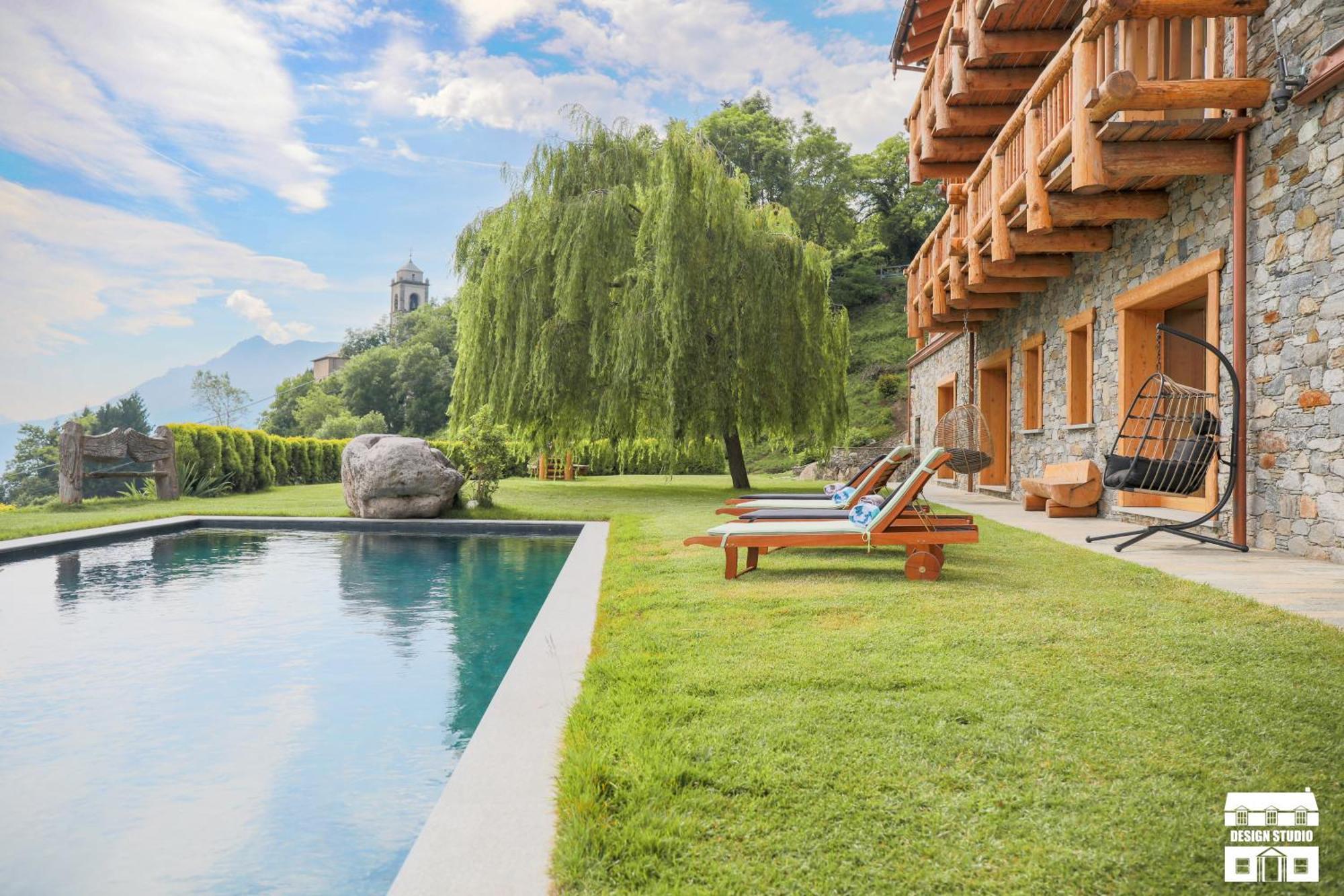 Chalet Antico Legno By Design Studio Sueglio Exteriör bild